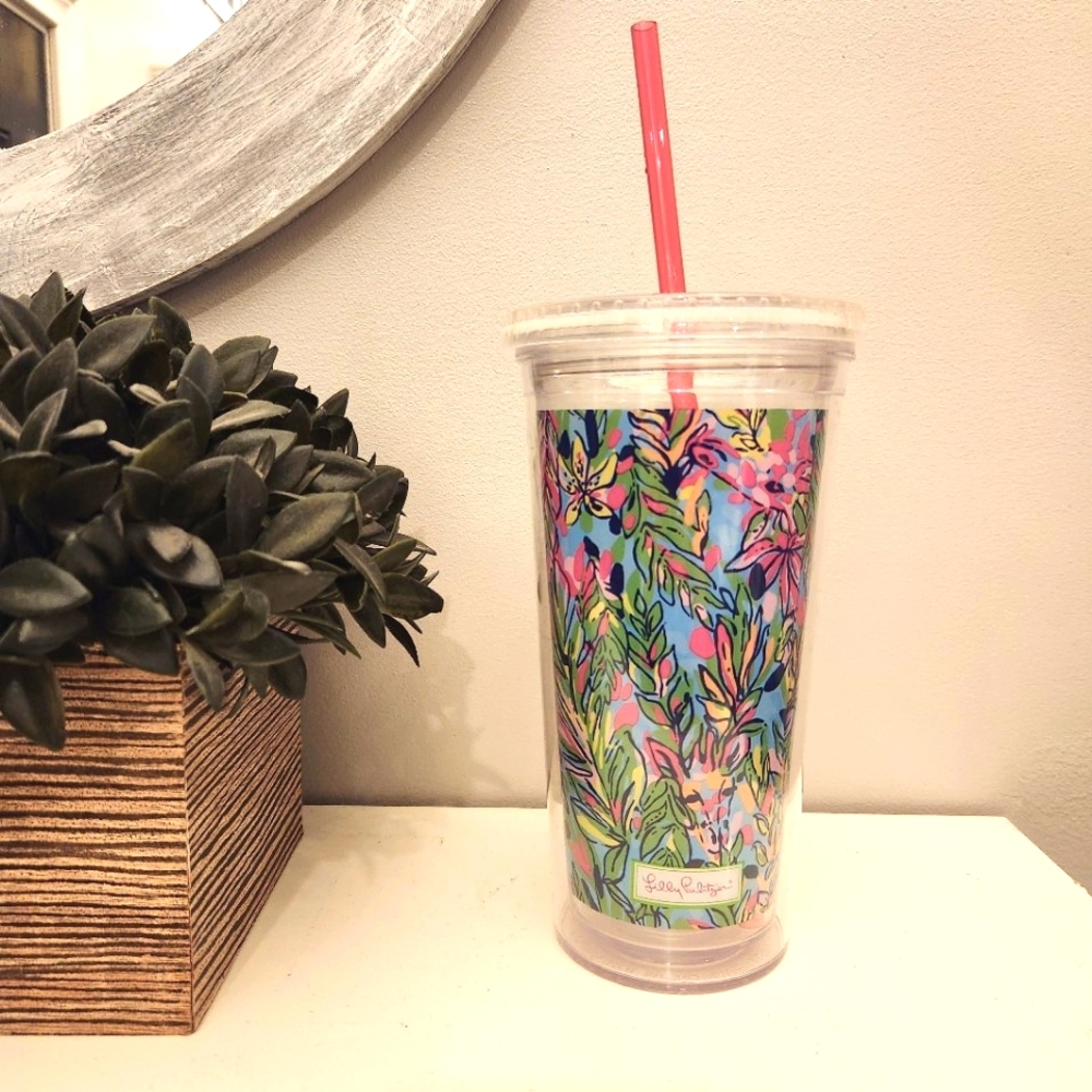 Lilly Pulitzer - "Hot Spot" Tumbler | Pink Straw 20 OZ